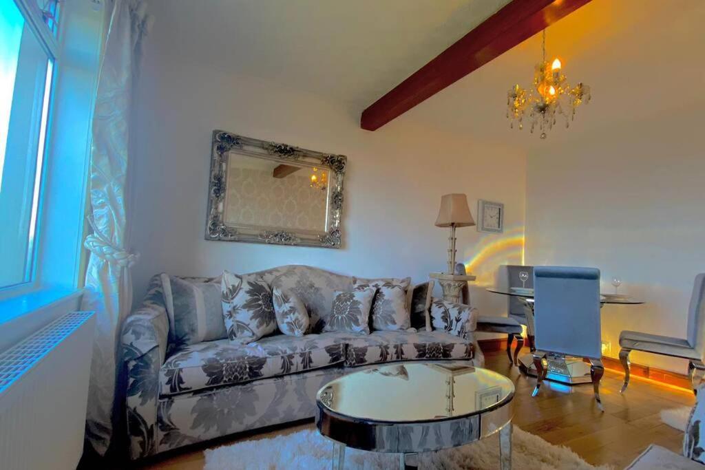 Beautiful Sea View 2 Bed Home Port Glasgow Kültér fotó