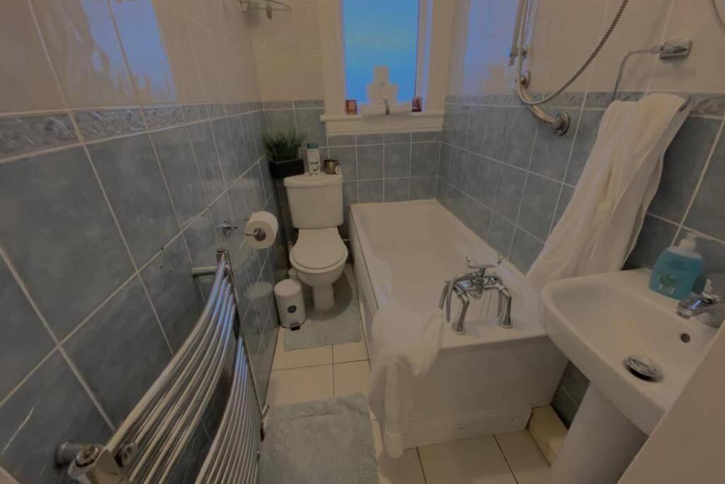 Beautiful Sea View 2 Bed Home Port Glasgow Kültér fotó