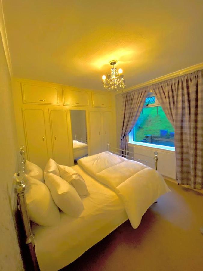 Beautiful Sea View 2 Bed Home Port Glasgow Kültér fotó